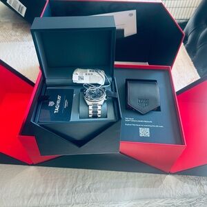 TAG Heuer Stainless Steel Men's Watch - Black Dial